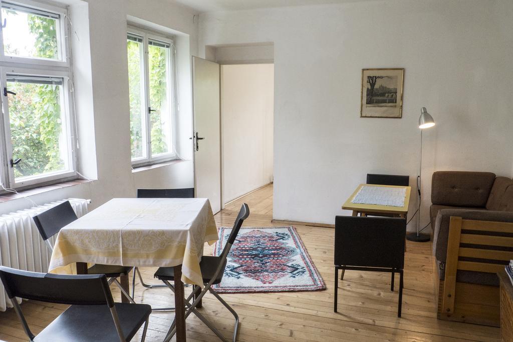 A1flats Apartment *