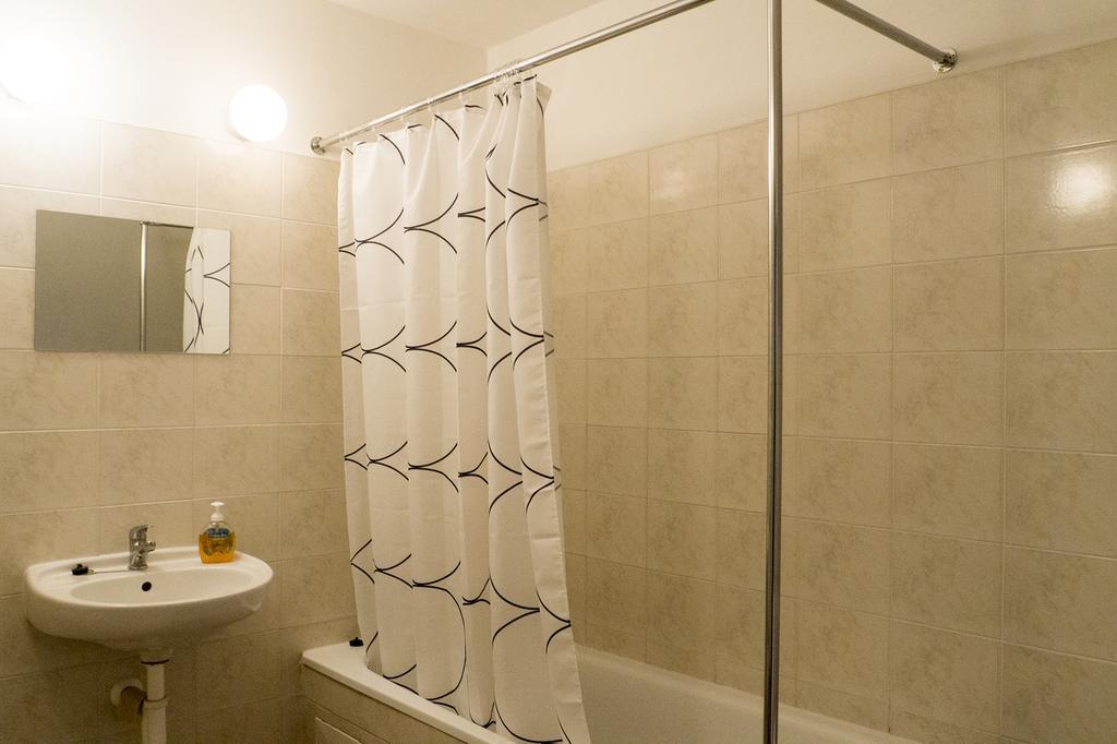 A1flats Apartment *